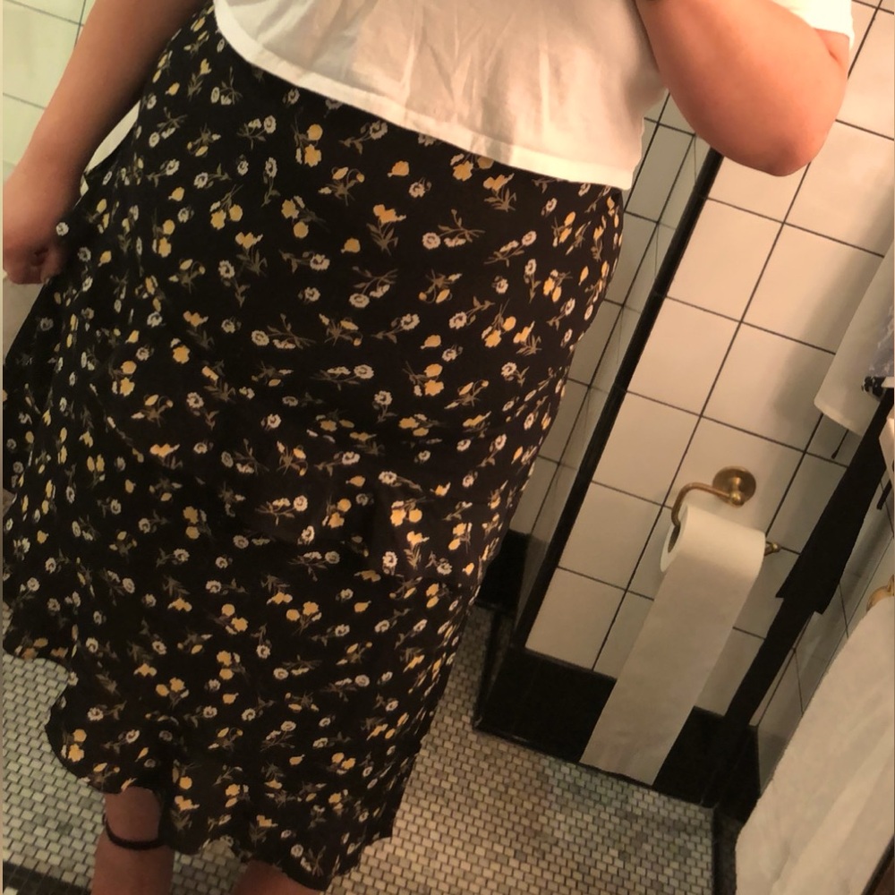 Tiered Floral Print Skirt
